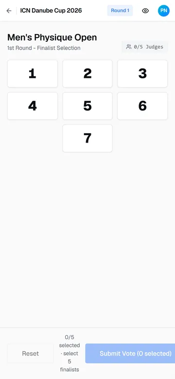 Round 1 with a card per competitor, none selected yet
